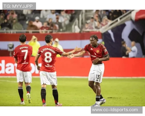 好友透露霍伊伦加盟曼联时年轻无怨恨一家人始终支持红魔 好友透露霍伊伦加盟曼联时年轻无怨恨一家人始终支持红魔