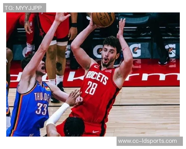 申京亚当斯谢泼德同场表现出色KD下场时球队进攻效率飙升至1225