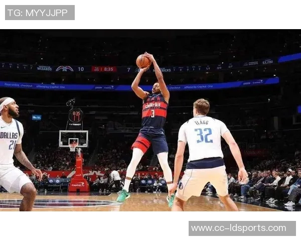 弗拉格坦言联盟竞争激烈效率低下但表示无须担忧将继续努力提升表现